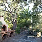 La Mavi - Sleeps 12 - Pool - Concierge Villa